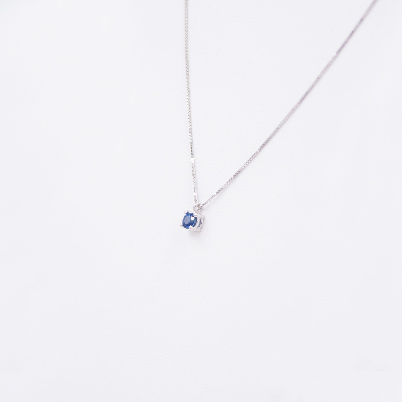 Spotlight Necklace with Sapphire