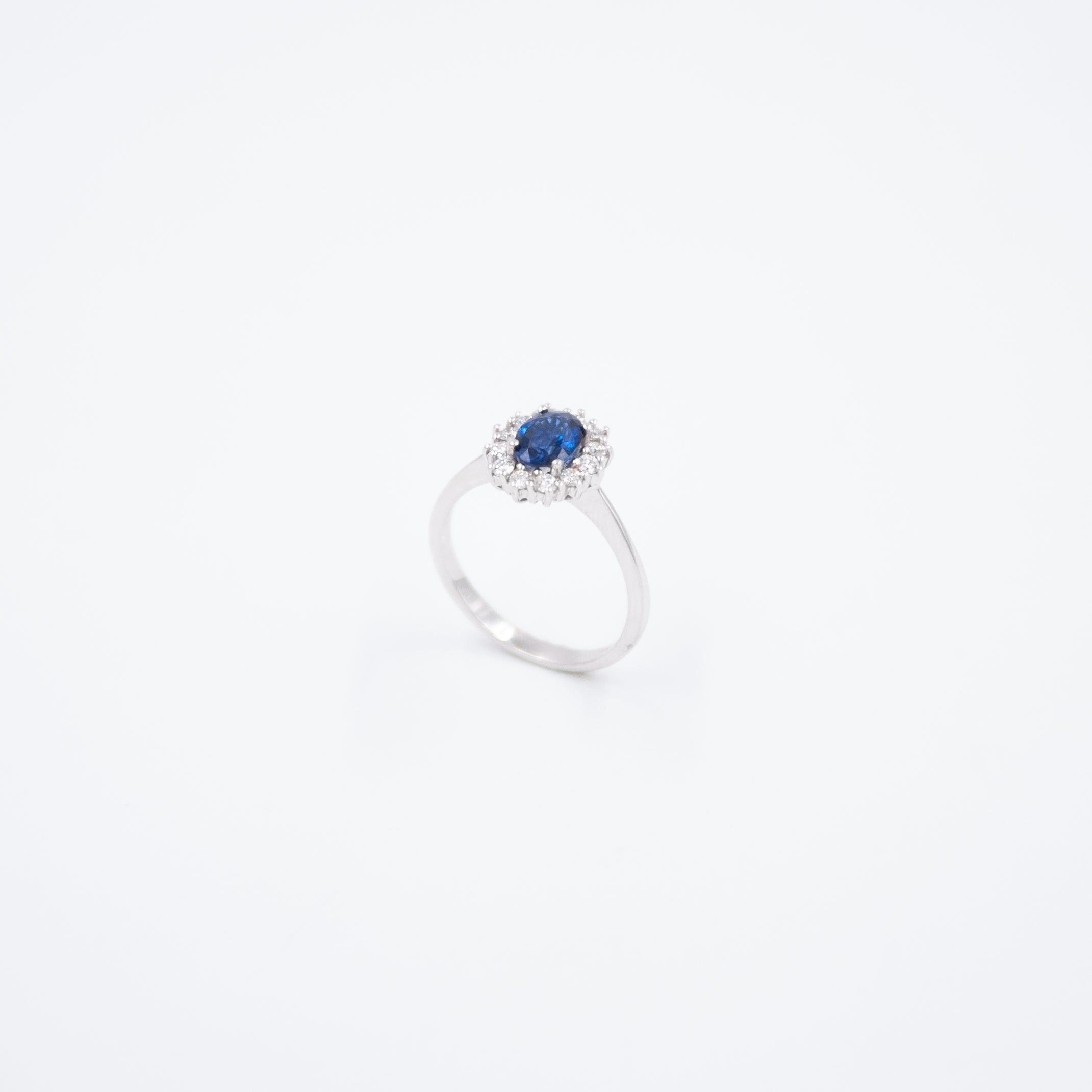 Sapphire Flower ring with diamonds and sapphire 1.5ct